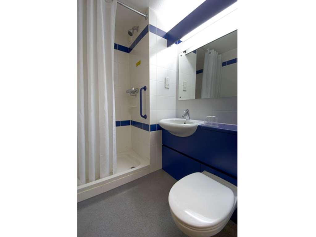 Travelodge Halifax Szoba fotó