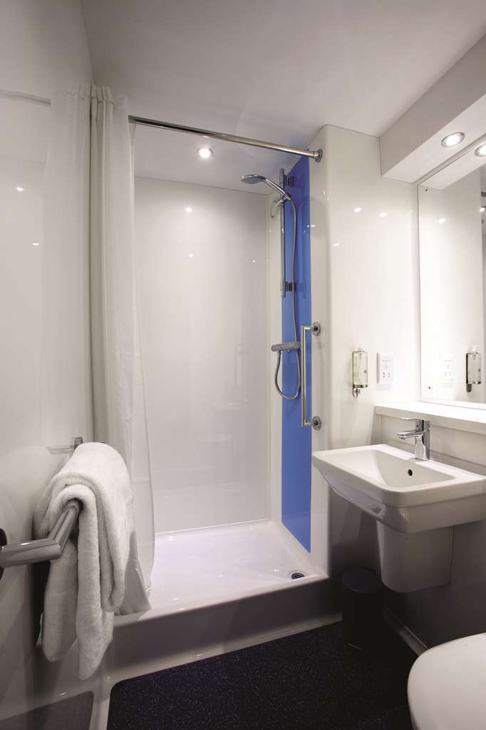 Travelodge Halifax Szoba fotó