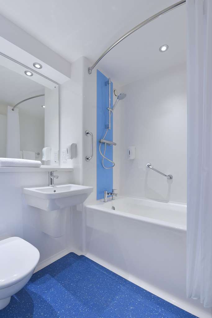 Travelodge Halifax Szoba fotó